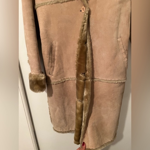 Long Tan Shearling Leather Jacket - Picture 9 of 12